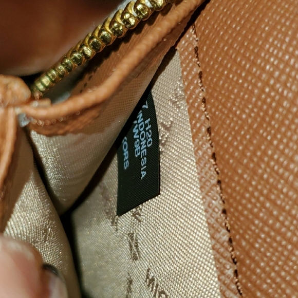 SOLD Michael Kors Signature Drawstring Tote - Picture 11 of 16